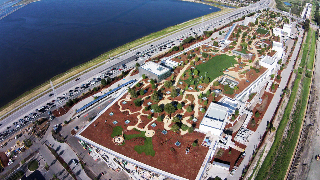 Facebook Moves Into Its New Garden-Roofed Fantasyland