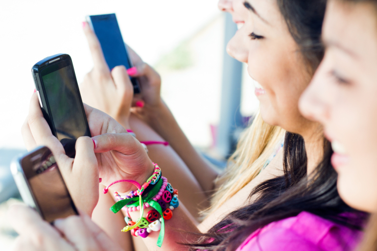 NextGenVest Uses Snapchat To Send Money Tips To Millennial Students