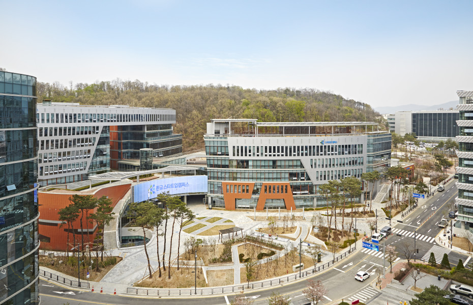 Korea will pay to move your startup to Seoul — and why you should let them
