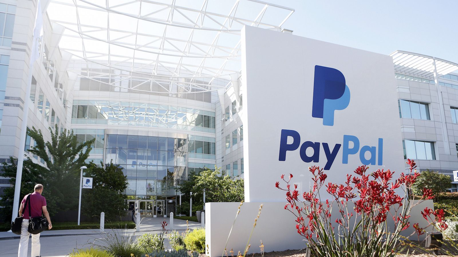PayPal is warming up to bitcoin