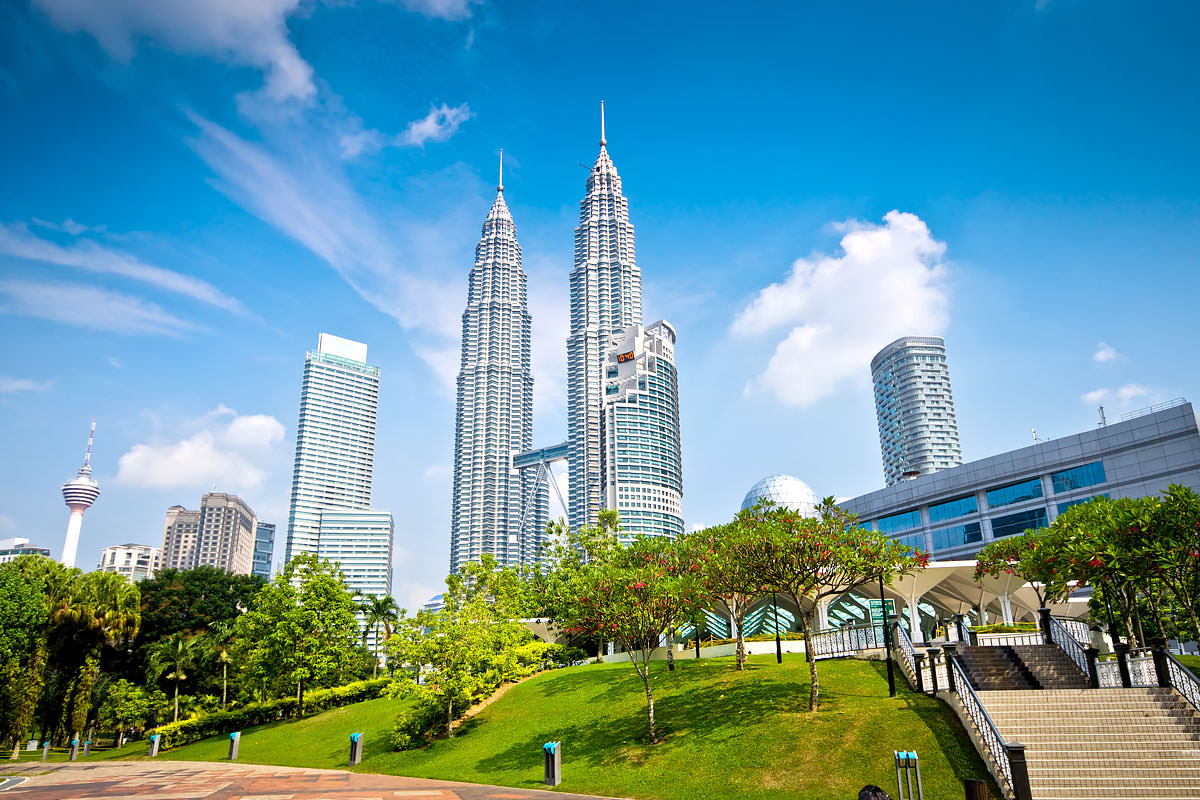 A First in ASEAN: 6 P2P Lending Licenses Granted in Malaysia