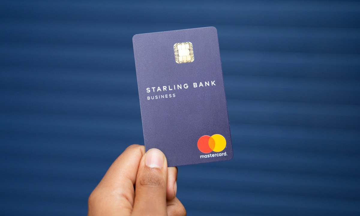 Starling Bank launches two-in-one Euro debit card