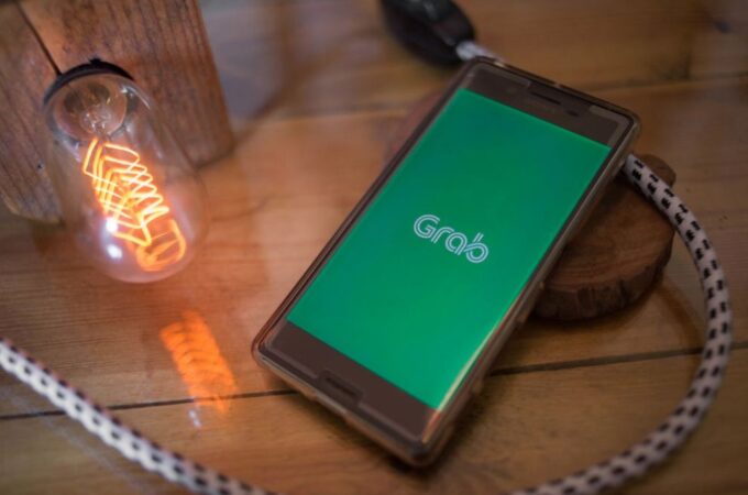 Grab launches new consumer financial services, including micro-investments and loans