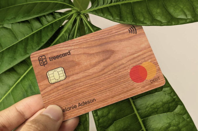Ecosia introduces a wooden debit card